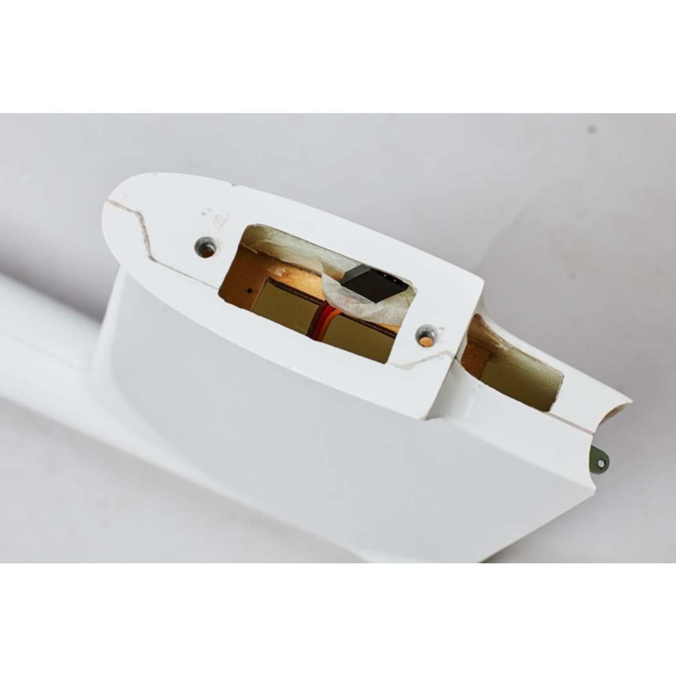 D-Power ASW-28 - 400cm Scale Segler voll-GFK ARF+ inklusive Einziehfahrwerk