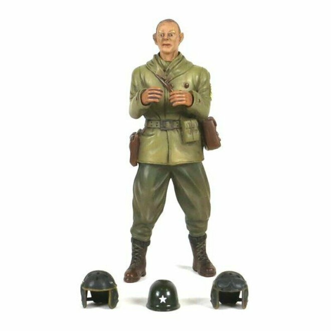 1/16 Figur Captain Commander A. Ross Stehend